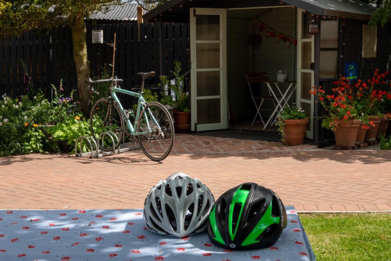 Norham Bike Yard Bed & Breakfast Exterior photo